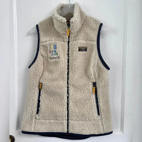 L.L. BEAN WOMEN’S MOUNTAIN PILE FLEECE
VEST NEW WITH TAG SIZE XS - Picture 5 of 5